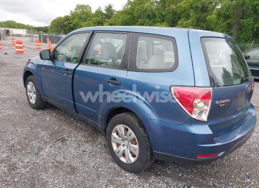 Photo 3 of 2009 Subaru Forester 2.5X (VIN JF2SH61689H725207)
