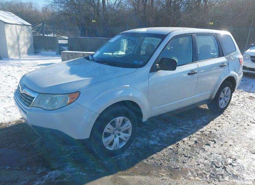Photo 2 of 2009 Subaru Forester 2.5X (VIN JF2SH61689H726857)