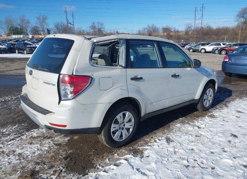 Photo 4 of 2009 Subaru Forester 2.5X (VIN JF2SH61689H726857)