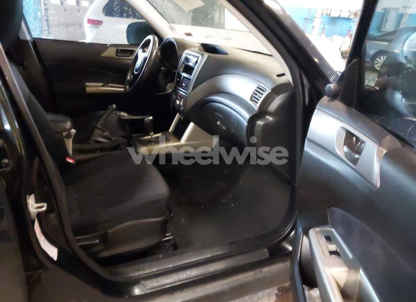 Photo 5 of 2009 Subaru Forester 2.5X (VIN JF2SH61689H769918)