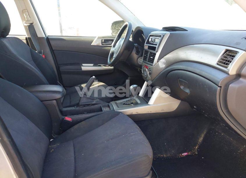 Photo 5 of 2009 Subaru Forester 2.5X (VIN JF2SH61689H792566)