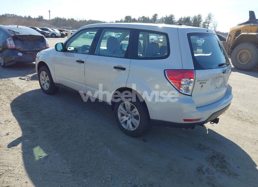 Photo 3 of 2009 Subaru Forester 2.5X (VIN JF2SH61699G720099)
