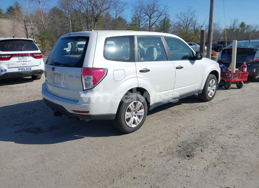 Photo 4 of 2009 Subaru Forester 2.5X (VIN JF2SH61699G720099)