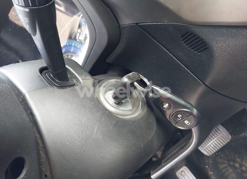 Photo 11 of 2009 Subaru Forester 2.5X (VIN JF2SH61699H700297)