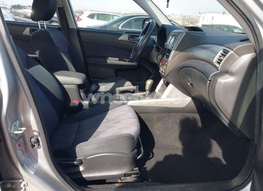 Photo 5 of 2009 Subaru Forester 2.5X (VIN JF2SH61699H700297)