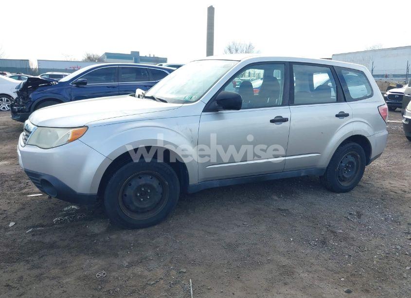 Photo 6 of 2009 Subaru Forester 2.5X (VIN JF2SH61699H700297)