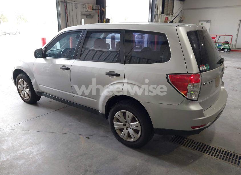 Photo 3 of 2009 Subaru Forester 2.5X (VIN JF2SH61699H778126)
