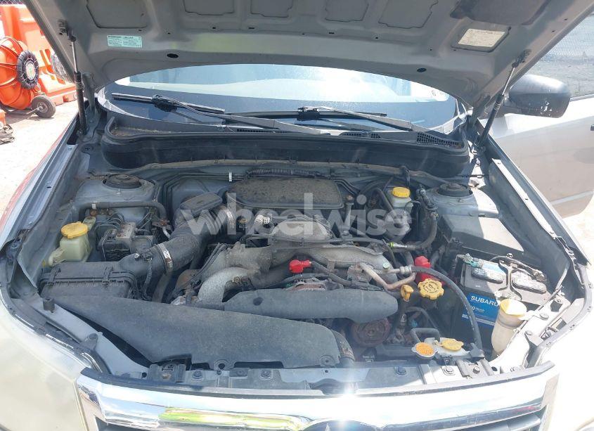 Photo 10 of 2009 Subaru Forester 2.5X (VIN JF2SH616X9H718811)