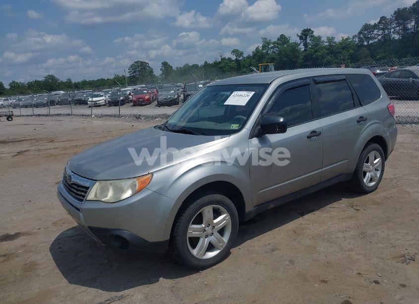 Photo 2 of 2009 Subaru Forester 2.5X (VIN JF2SH616X9H718811)