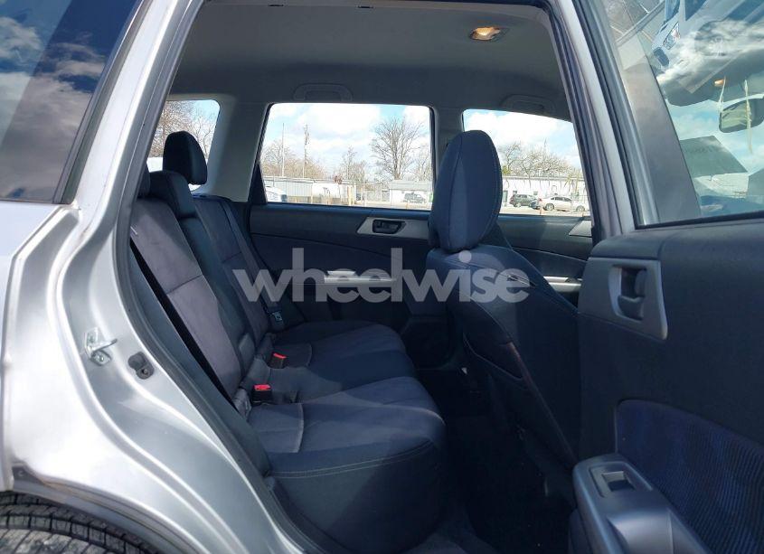 Photo 8 of 2009 Subaru Forester 2.5X (VIN JF2SH616X9H744048)