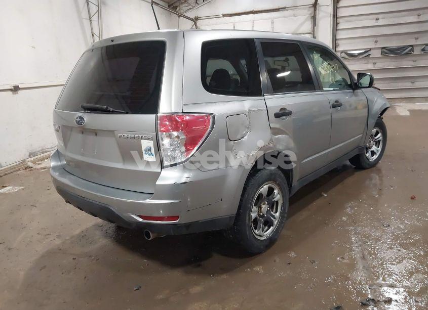 Photo 4 of 2009 Subaru Forester 2.5X (VIN JF2SH616X9H780810)
