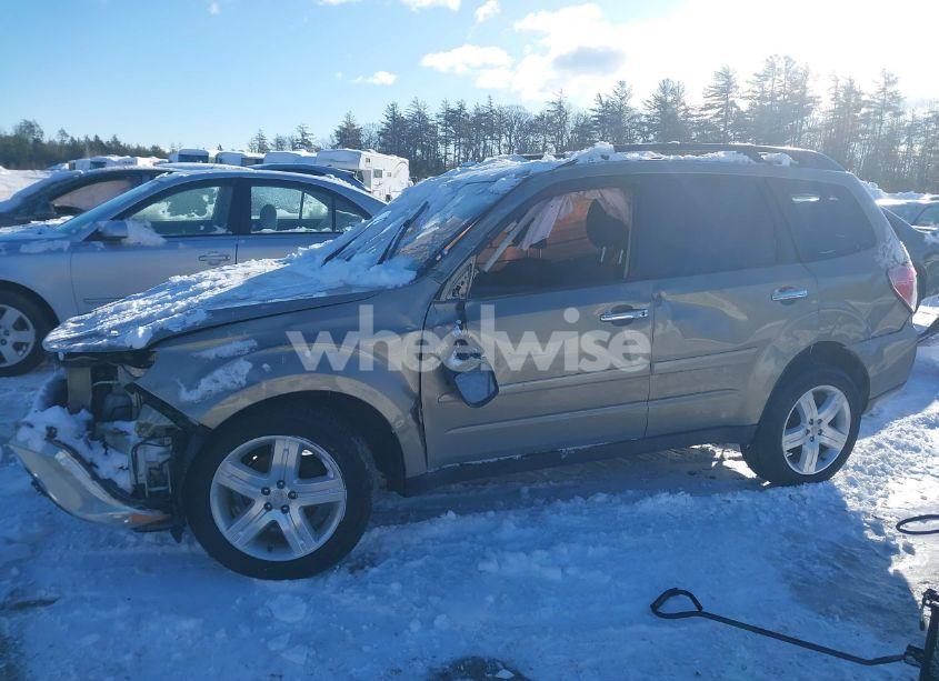 Photo 6 of 2009 Subaru Forester 2.5X (VIN JF2SH63609H704400)