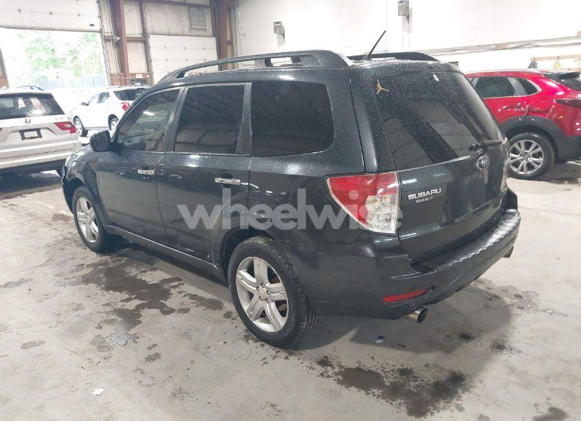 Photo 3 of 2009 Subaru Forester 2.5X (VIN JF2SH63609H777721)
