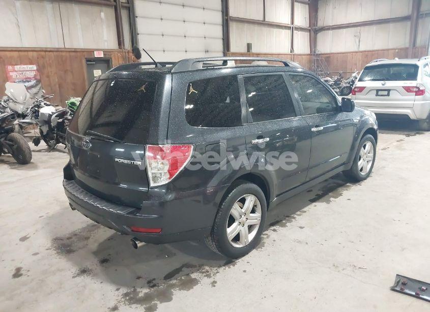 Photo 4 of 2009 Subaru Forester 2.5X (VIN JF2SH63609H777721)