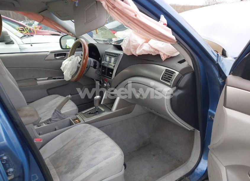 Photo 5 of 2009 Subaru Forester 2.5X (VIN JF2SH63609H791408)