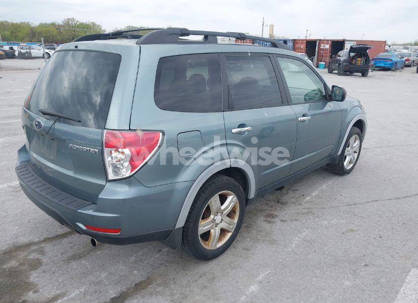 Photo 4 of 2009 Subaru Forester 2.5X (VIN JF2SH63619H744761)