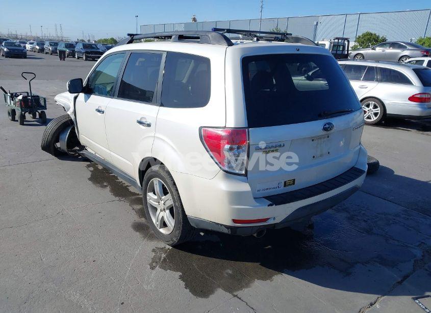 Photo 3 of 2009 Subaru Forester 2.5X PREMIUM (VIN JF2SH63619H758501)