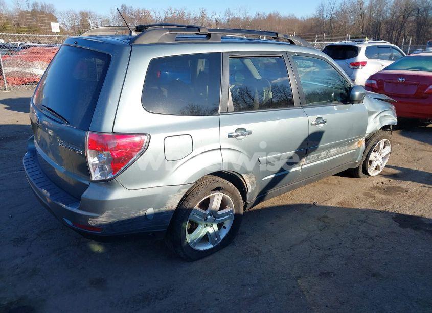 Photo 4 of 2009 Subaru Forester 2.5X (VIN JF2SH63629H769071)