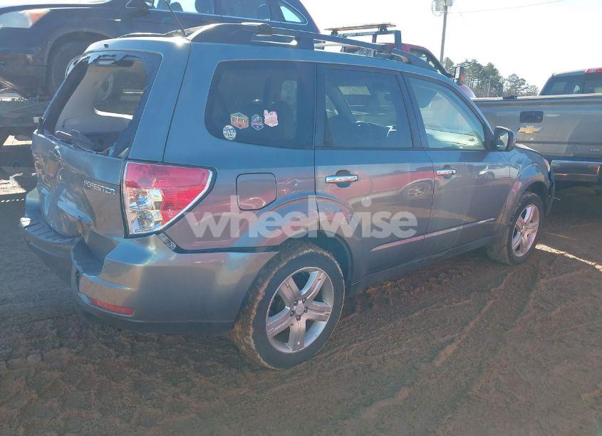 Photo 4 of 2009 Subaru Forester 2.5X (VIN JF2SH63639H700034)