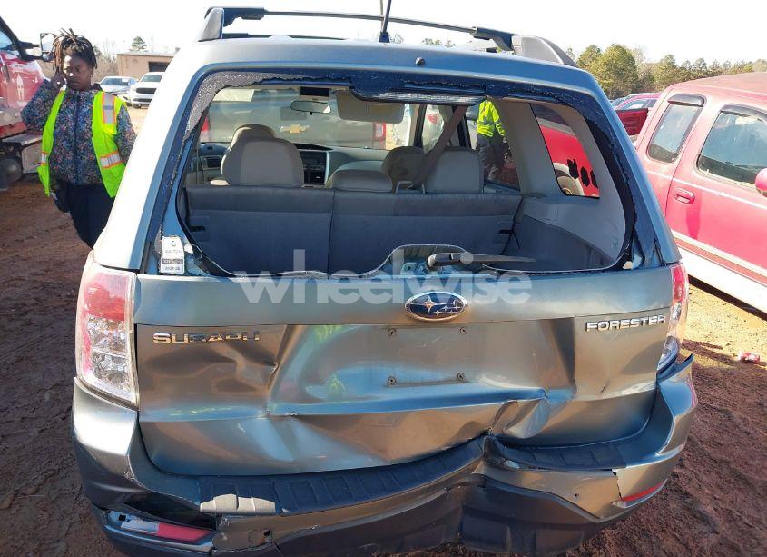 Photo 6 of 2009 Subaru Forester 2.5X (VIN JF2SH63639H700034)