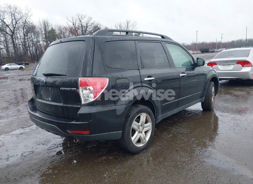 Photo 4 of 2009 Subaru Forester 2.5X (VIN JF2SH63639H707596)