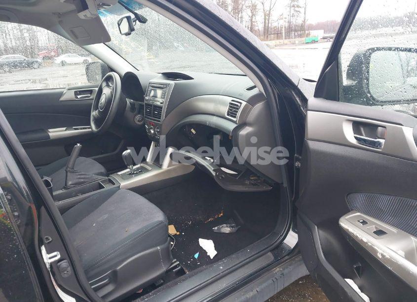 Photo 5 of 2009 Subaru Forester 2.5X (VIN JF2SH63639H707596)