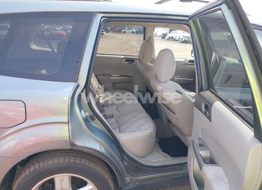 Photo 8 of 2009 Subaru Forester 2.5X (VIN JF2SH63639H733423)