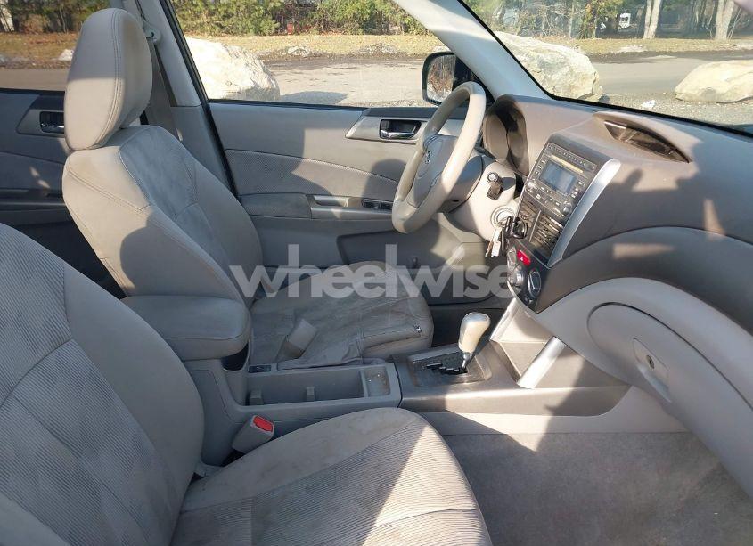 Photo 5 of 2009 Subaru Forester 2.5X (VIN JF2SH63639H746589)