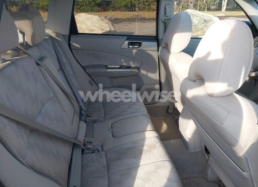 Photo 8 of 2009 Subaru Forester 2.5X (VIN JF2SH63639H746589)