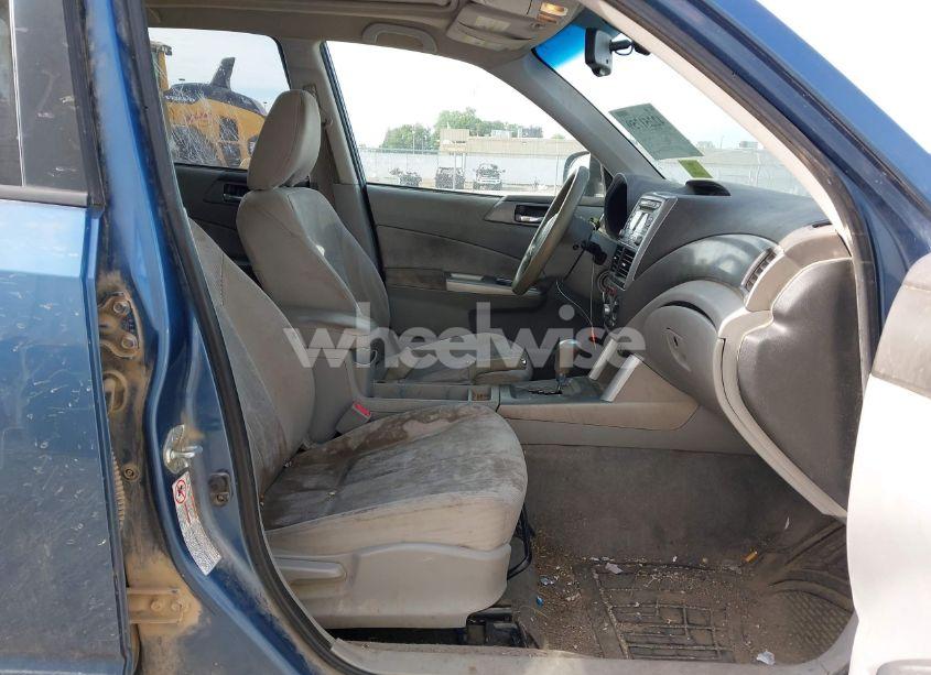 Photo 5 of 2009 Subaru Forester 2.5X (VIN JF2SH63639H762890)