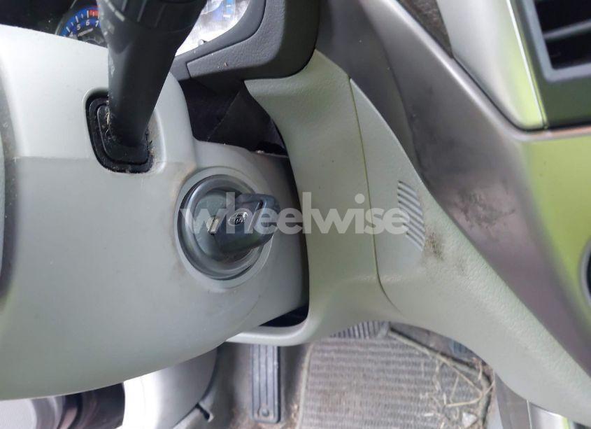 Photo 11 of 2009 Subaru Forester 2.5X (VIN JF2SH63649H714489)