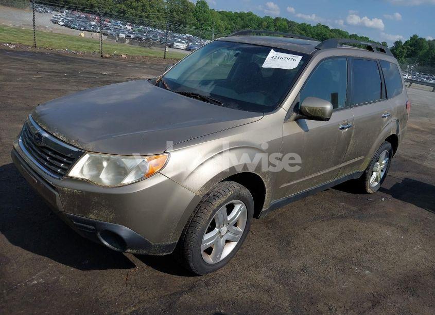 Photo 2 of 2009 Subaru Forester 2.5X (VIN JF2SH63659H704814)
