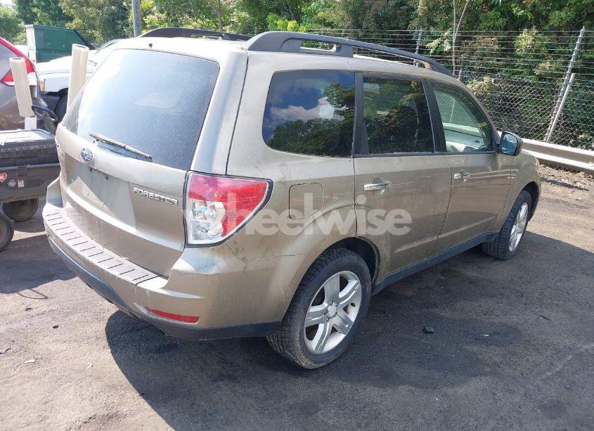 Photo 4 of 2009 Subaru Forester 2.5X (VIN JF2SH63659H704814)