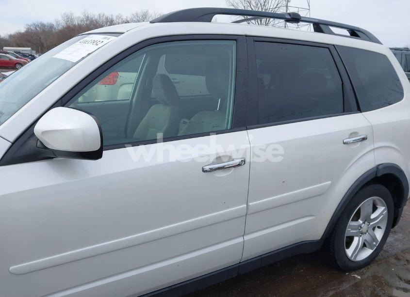 Photo 14 of 2009 Subaru Forester 2.5X (VIN JF2SH63659H718910)