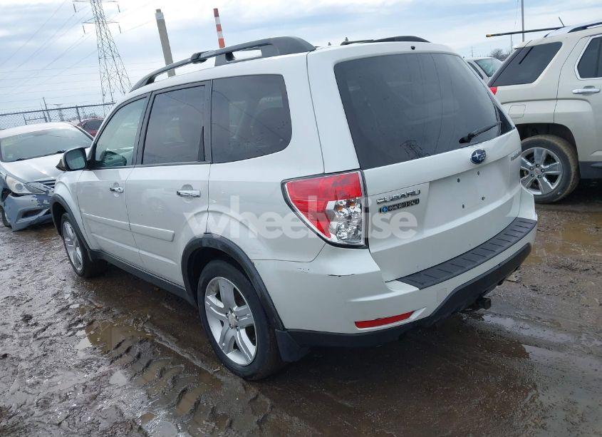 Photo 3 of 2009 Subaru Forester 2.5X (VIN JF2SH63659H718910)