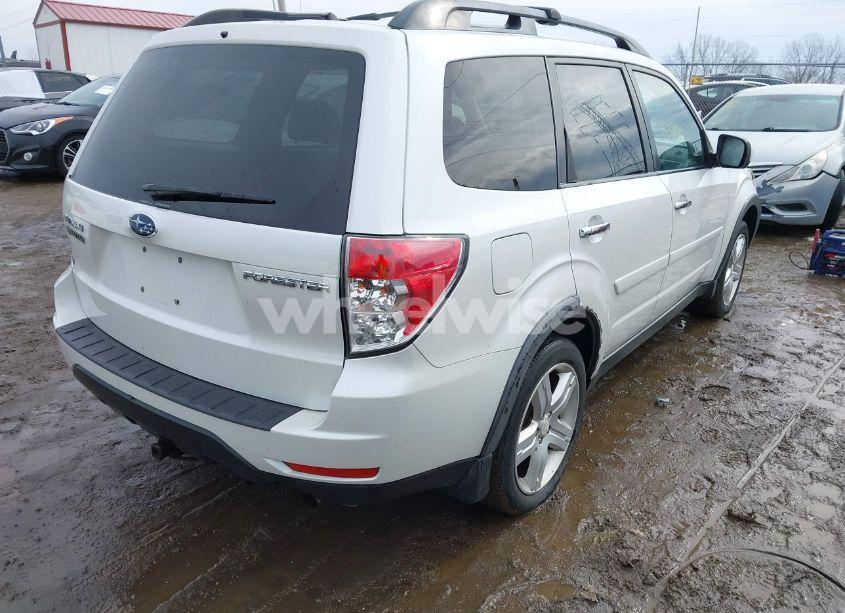 Photo 4 of 2009 Subaru Forester 2.5X (VIN JF2SH63659H718910)