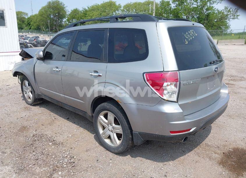 Photo 3 of 2009 Subaru Forester 2.5X (VIN JF2SH63659H750627)