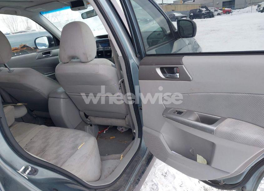 Photo 8 of 2009 Subaru Forester 2.5X (VIN JF2SH63669G729341)