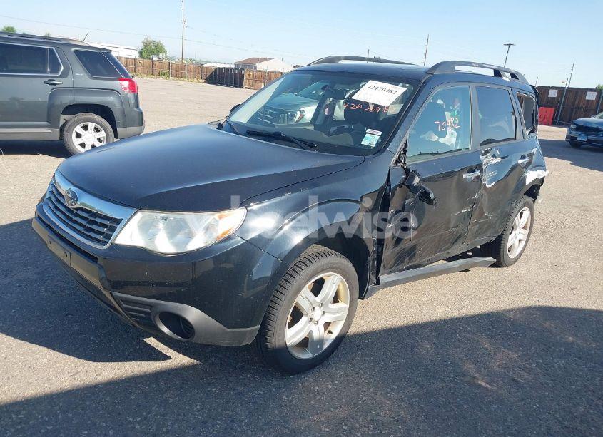 Photo 2 of 2009 Subaru Forester 2.5X (VIN JF2SH63669H715031)