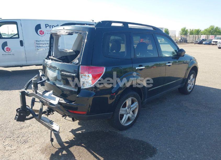 Photo 4 of 2009 Subaru Forester 2.5X (VIN JF2SH63669H715031)