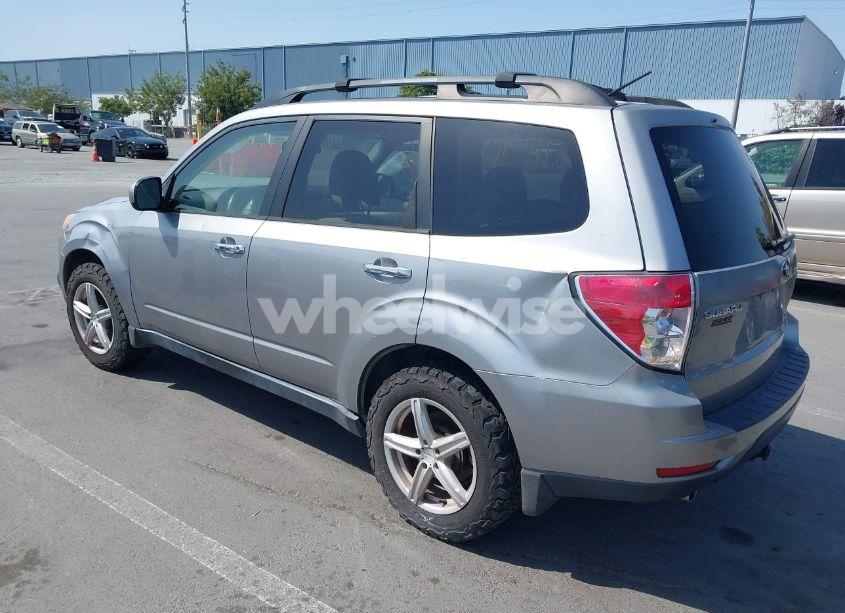Photo 3 of 2009 Subaru Forester 2.5X (VIN JF2SH63669H716034)
