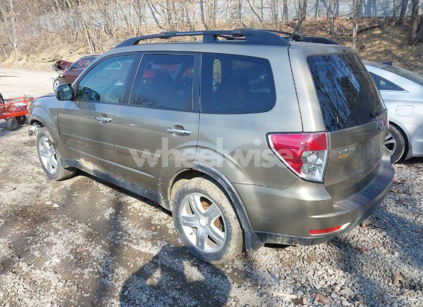 Photo 3 of 2009 Subaru Forester 2.5X (VIN JF2SH63669H723680)
