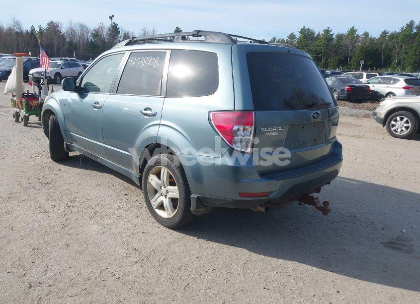 Photo 3 of 2009 Subaru Forester 2.5X (VIN JF2SH63679G768956)