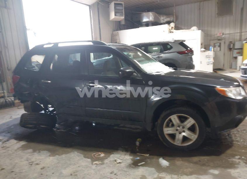 Photo 13 of 2009 Subaru Forester 2.5X (VIN JF2SH63679H703227)