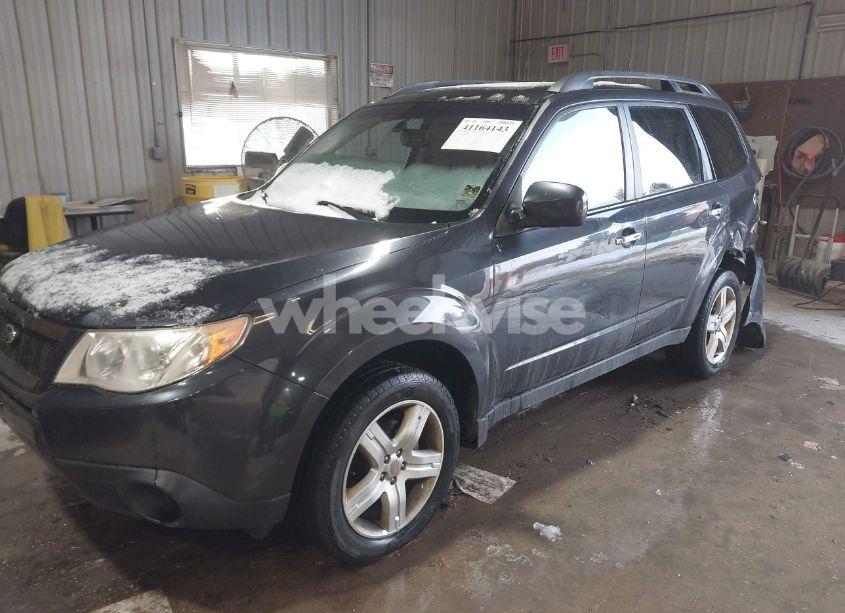 Photo 2 of 2009 Subaru Forester 2.5X (VIN JF2SH63679H703227)