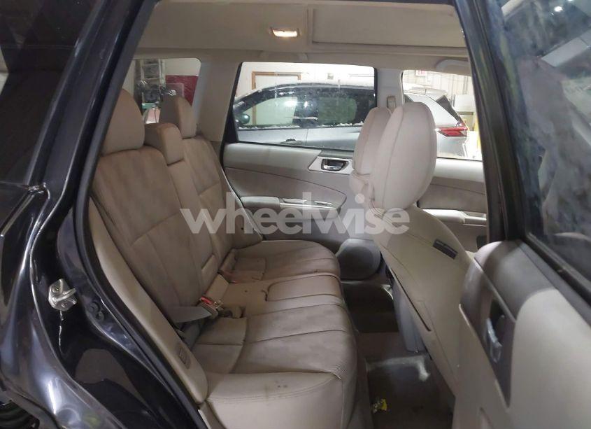 Photo 8 of 2009 Subaru Forester 2.5X (VIN JF2SH63679H703227)