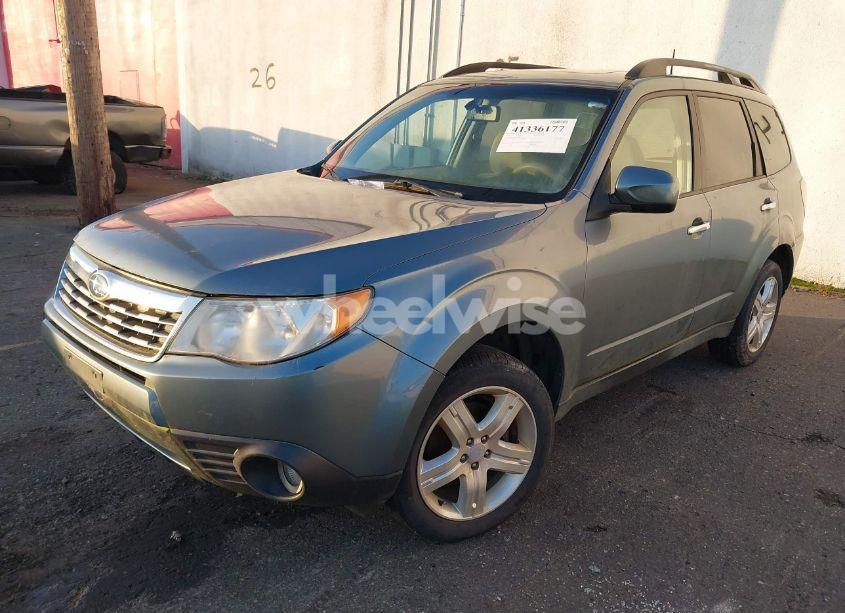 Photo 2 of 2009 Subaru Forester 2.5X (VIN JF2SH63679H729679)