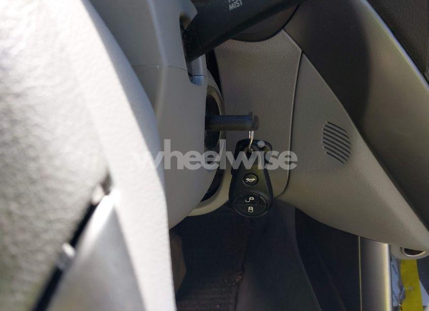 Photo 11 of 2009 Subaru Forester 2.5X (VIN JF2SH63679H736129)