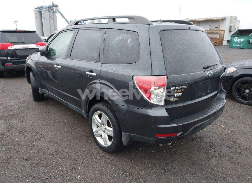Photo 3 of 2009 Subaru Forester 2.5X (VIN JF2SH63679H797500)