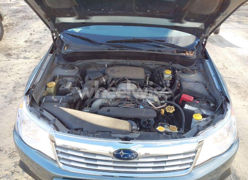 Photo 10 of 2009 Subaru Forester 2.5X (VIN JF2SH63689H711210)